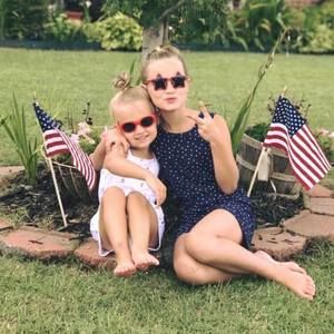 Meet your Posher, Glania